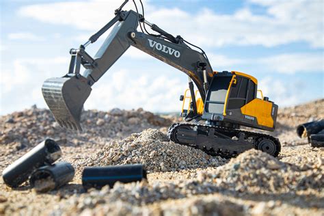 remote mini excavator|best remote controlled excavator.